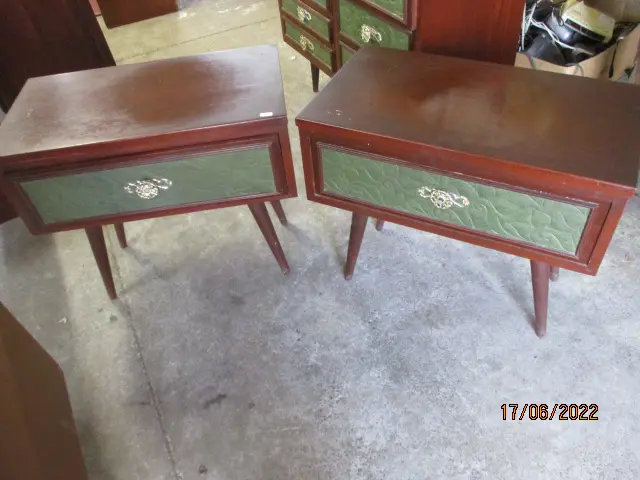 Pr Retro Bedside Cabs Image 1++