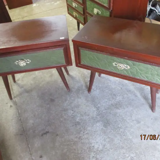 Pr Retro Bedside Cabs