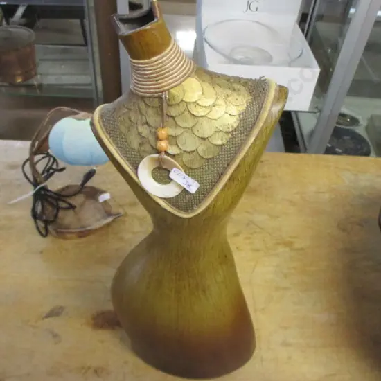 Bust