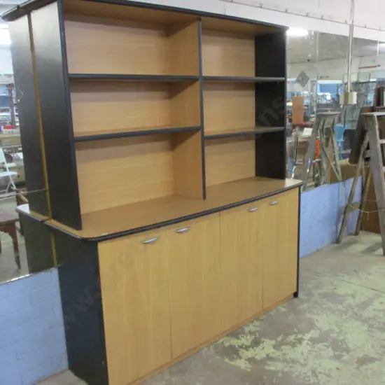 Hutch Dresser