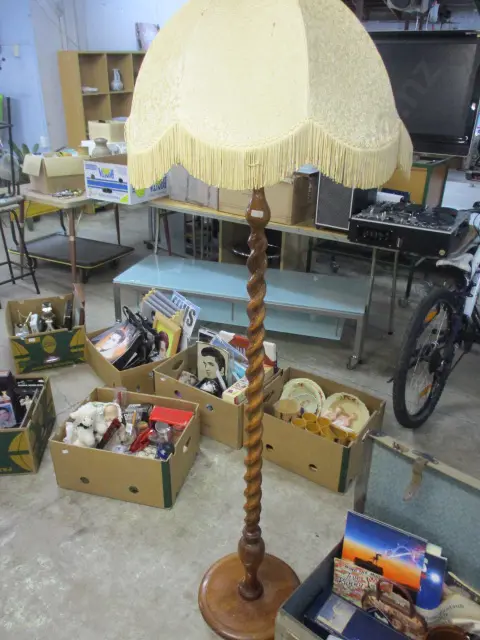 Std Lamp (af) Image 1++