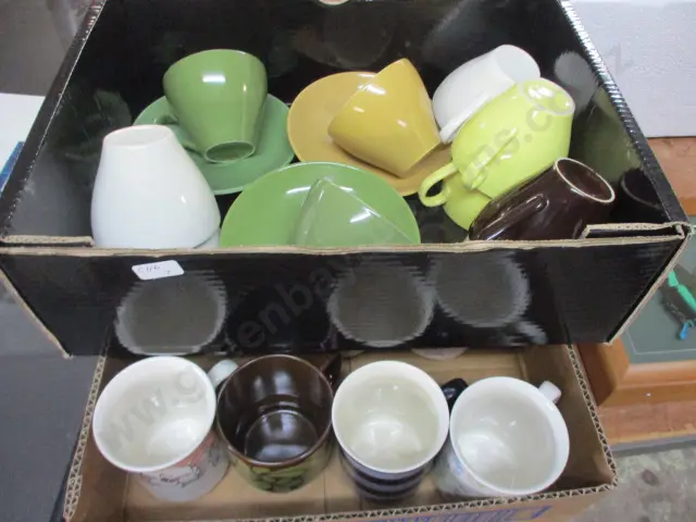 2 Boxes C/Lynn Image 1++