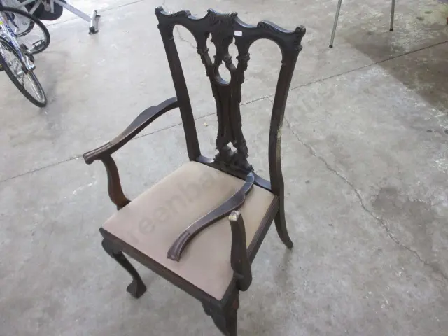 Vintage Chair (for Repair) Image 1++