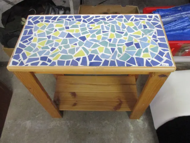 Mozaic Side Table Image 1++