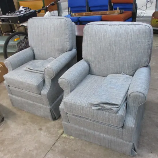 Pr Lounge Chairs