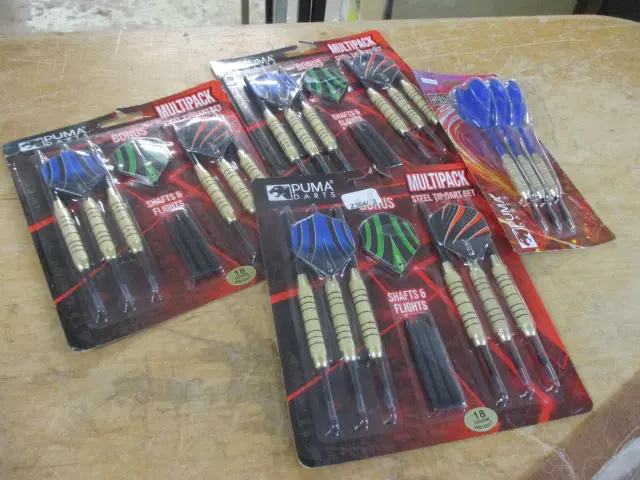 4 Packs Darts Image 1++