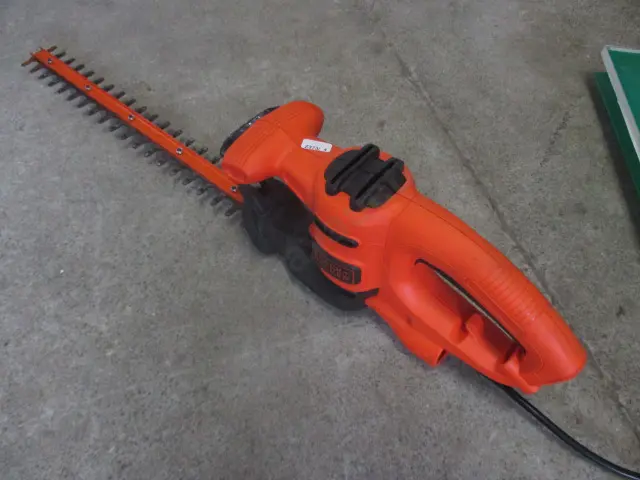 Hedge Trimmer Image 1++