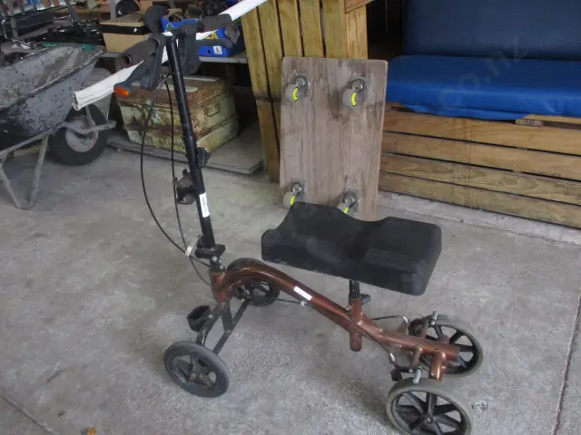 Mobile Scooter Image 1++