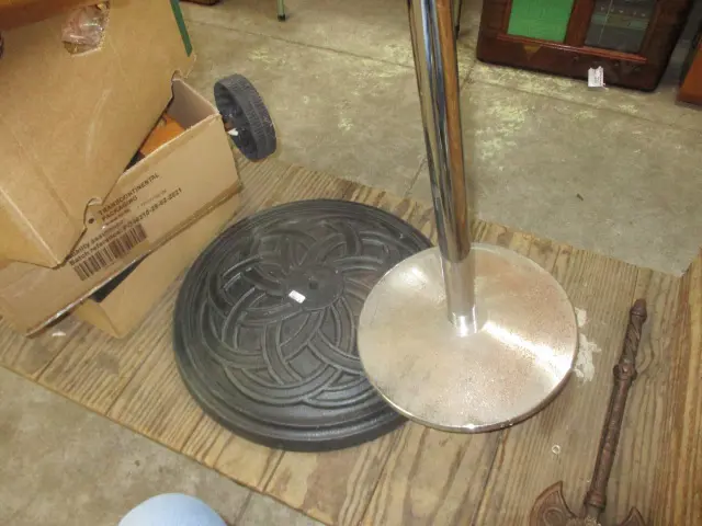 Umbrella Base and Chrome Stand Image 1++