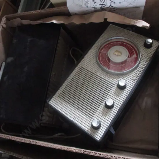 2 Radios