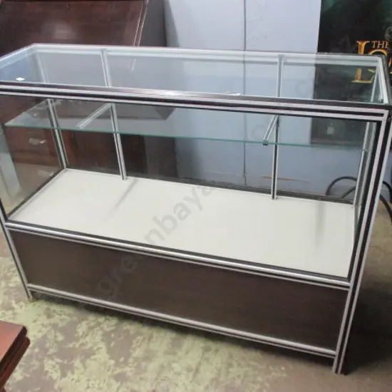 Shop Display Cab