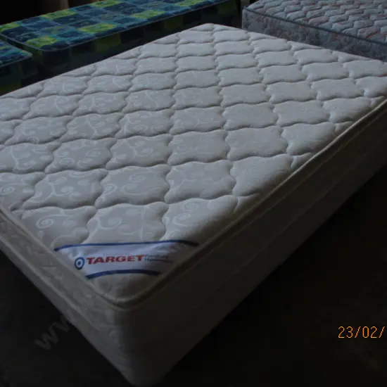 Queen Bed