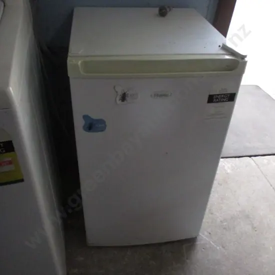 Underbench Fridge