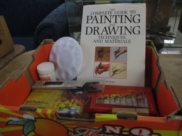 Artist Lot Image 1++