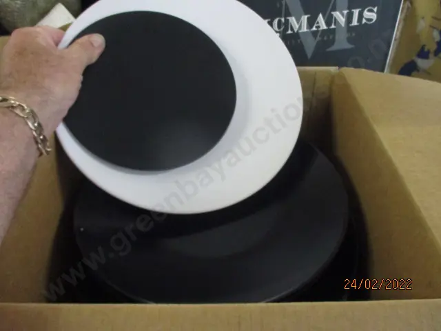 Dinnerware Image 1++