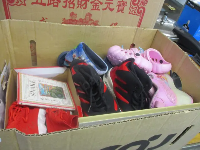 Shoes Image 1++