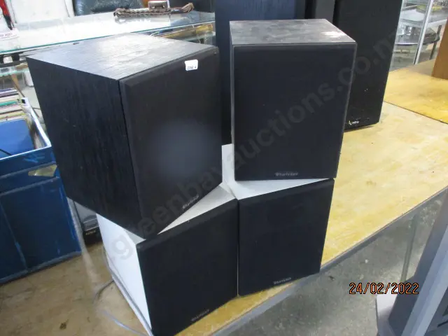2 Pr Wharfedale Speakers Image 1++
