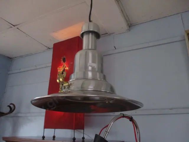 Pendant Light Image 1++