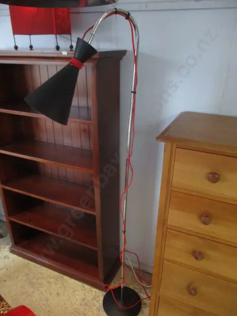 Retro Floor Lamp Image 1++