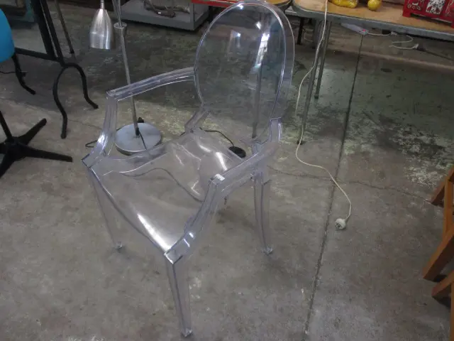 Ghost Chair Image 1++