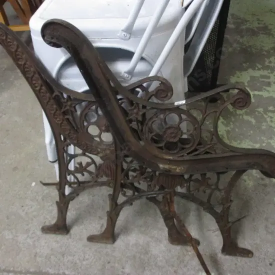 Pr Bench Ends
