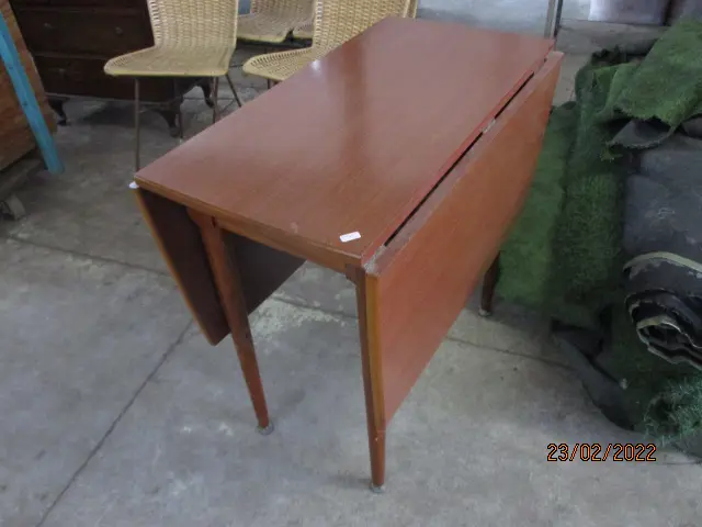 Retro dropside Table Image 1++