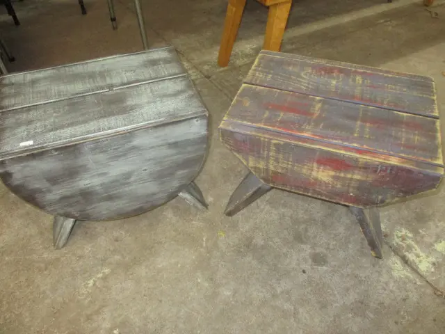 2 Stools Image 1++
