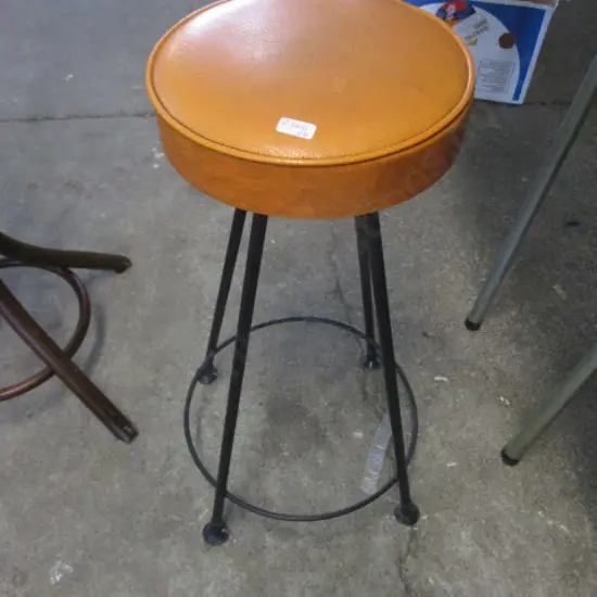 Retro Stool