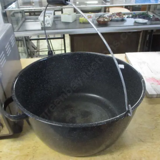Enamel Pan