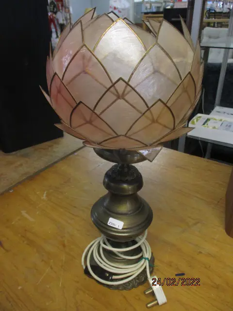Brass Lamp Image 1++