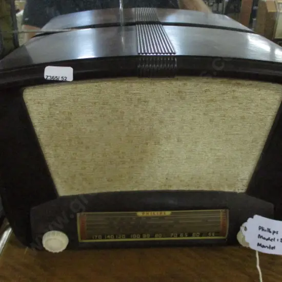 174 Phillips Radio