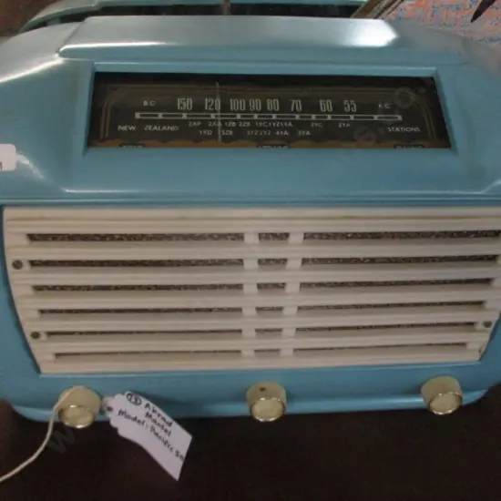 73 AkradRadio