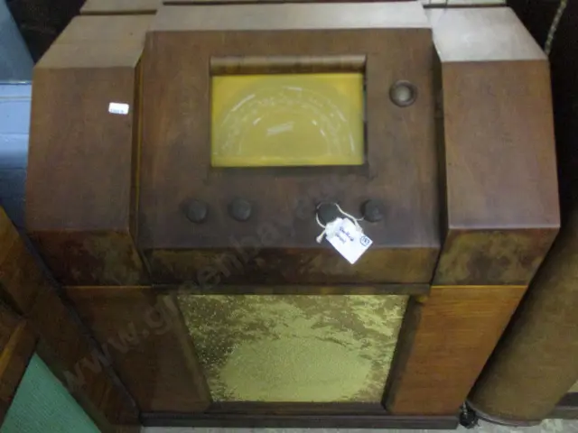 183 Sheffield Radio Image 1++
