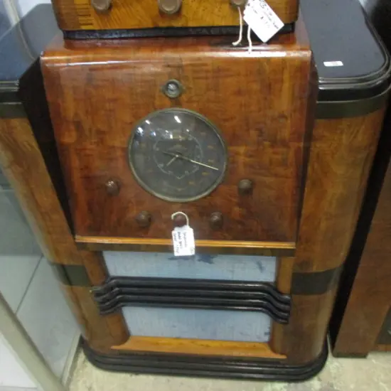 181 Skyscraper Radio