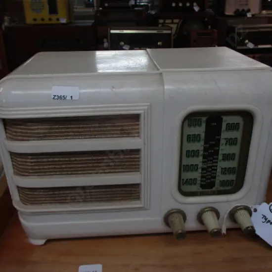 78 Philco Radio