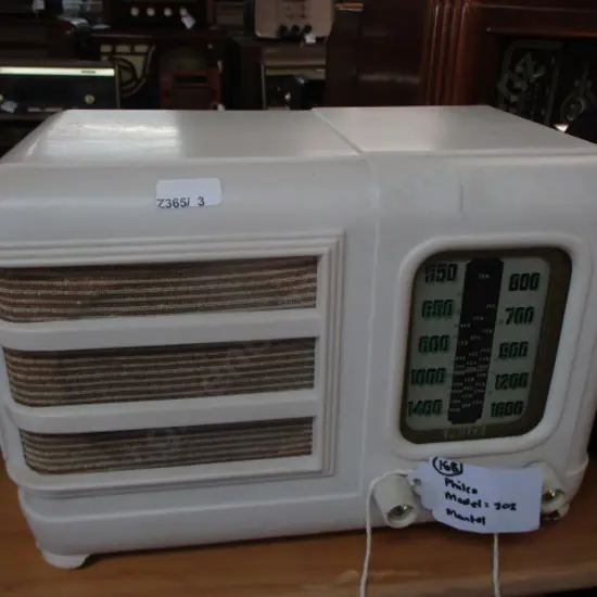  168 Philco Radio