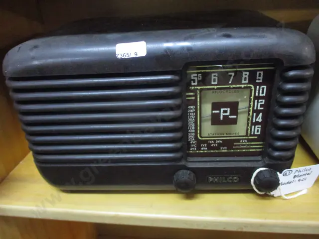 67 Philco Radio Image 1++