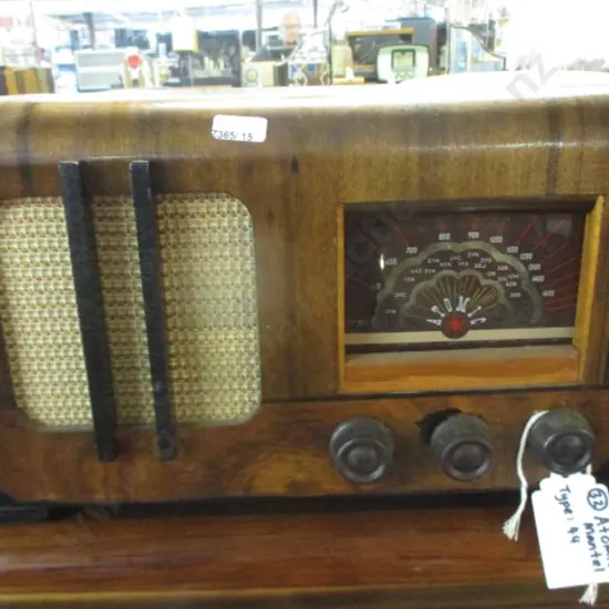 32 Atomic Radio