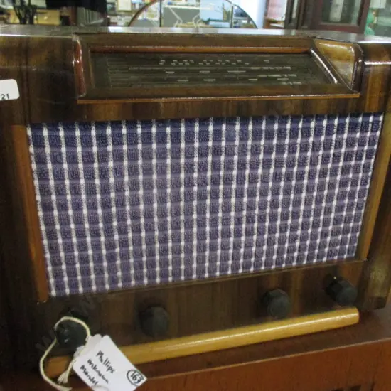 163 Phillips Radio