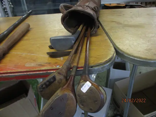 Hickory Golf Clubs Image 1++