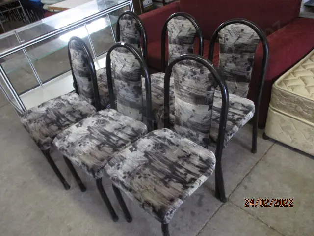 6 Dining Chairs Image 1++