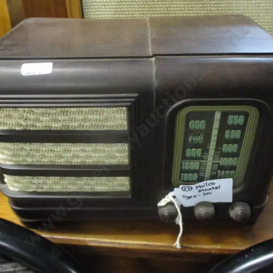 77 Philco Radio