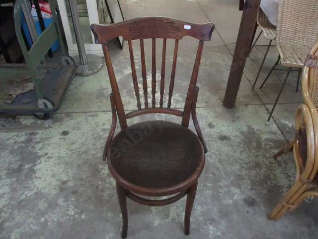 Spindleback Chair Image 1++