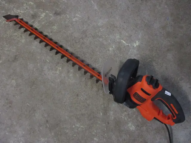 Hedge Trimmer Image 1++