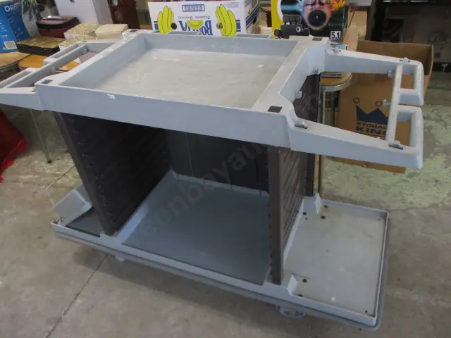 W/Shop Trolley Image 1++