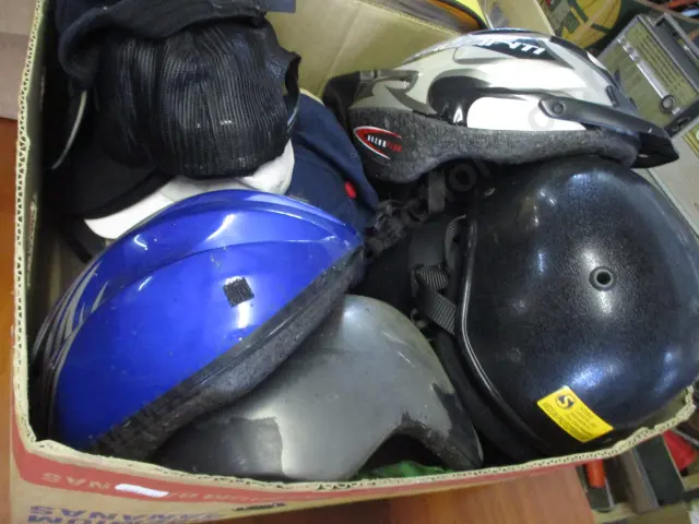 Helmets Image 1++