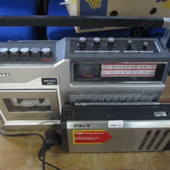 2 Radios