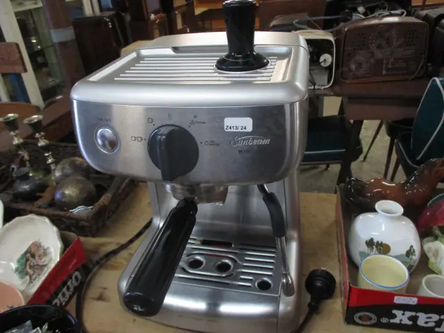 Coffee M/c Image 1++