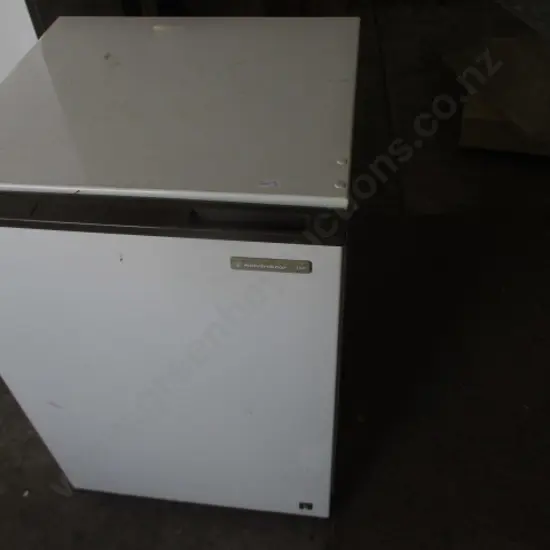 Underbench Fridge