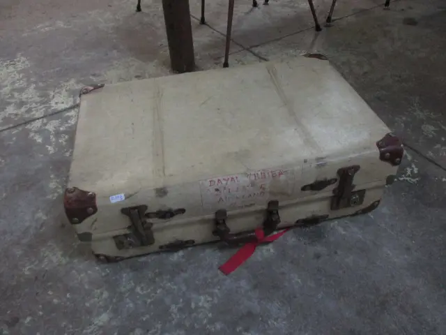 Luggage Image 1++
